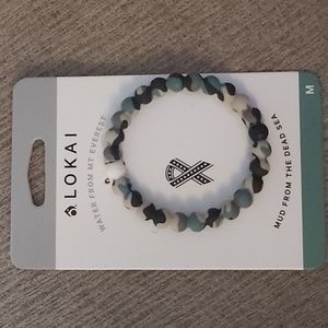 Lokai veterans bracelet medium